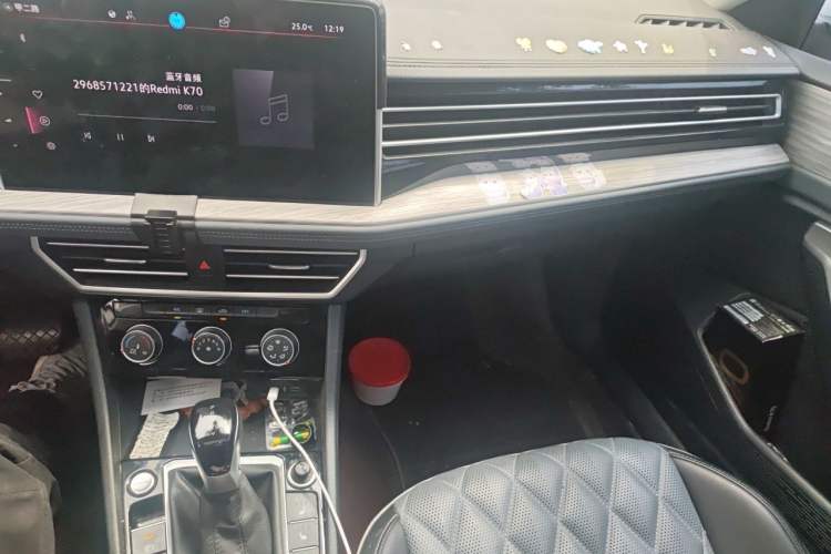 Used Volkswagen Sagitar 2023 300TSI DSG Excellence Edition Audio And AC Panel