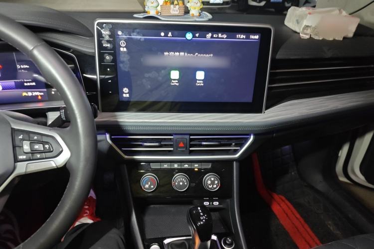 Used Volkswagen Sagitar 2023 300TSI DSG Excellence Edition Audio And AC Panel