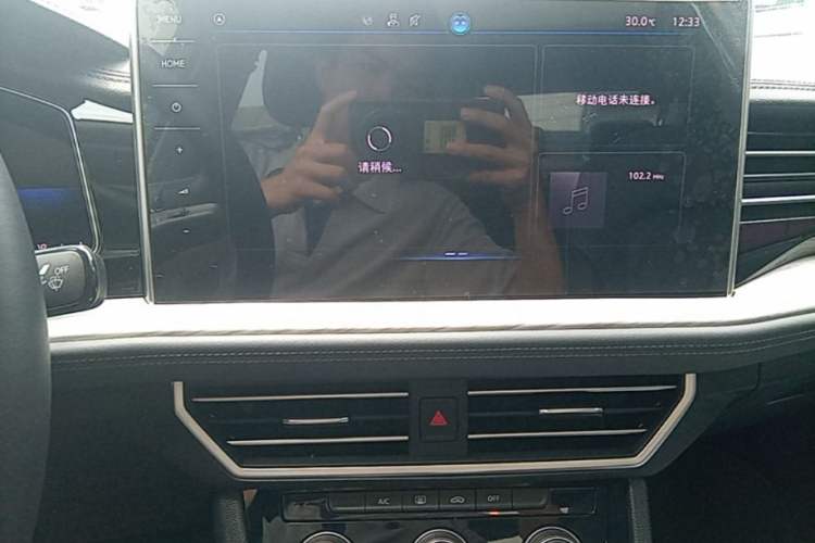 Used Volkswagen Sagitar 2023 300TSI DSG Excellence Edition Audio And AC Panel