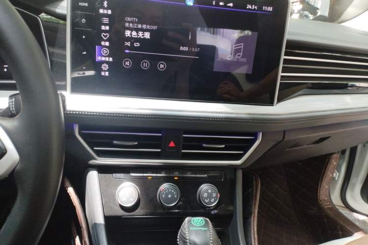 Used Volkswagen Sagitar 2023 280TSI DSG Beyond Lite Edition Audio And AC Panel
