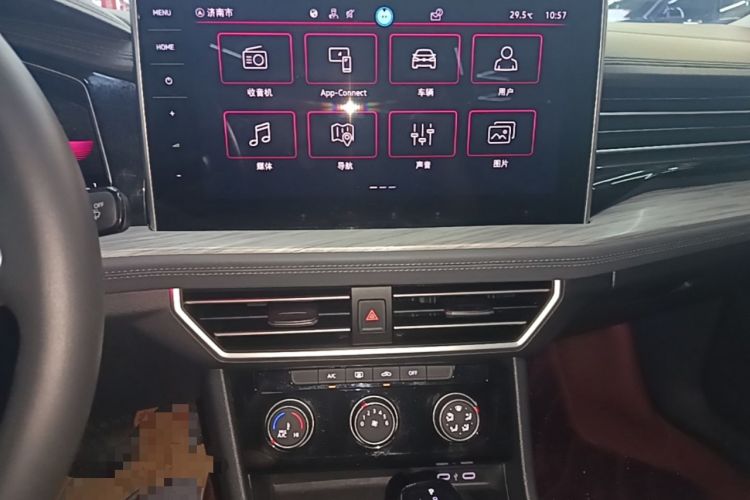 Used Volkswagen Sagitar 2023 300TSI DSG Excellence Edition Audio And AC Panel