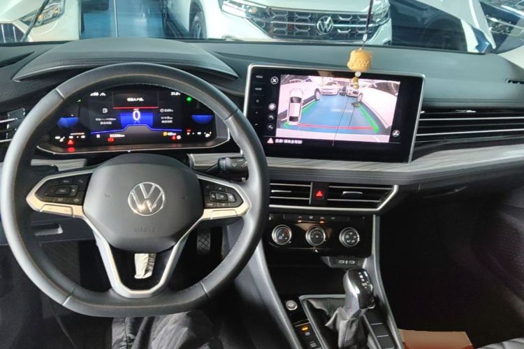Used Volkswagen Sagitar 2023 280TSI DSG Beyond Lite Edition Center Console