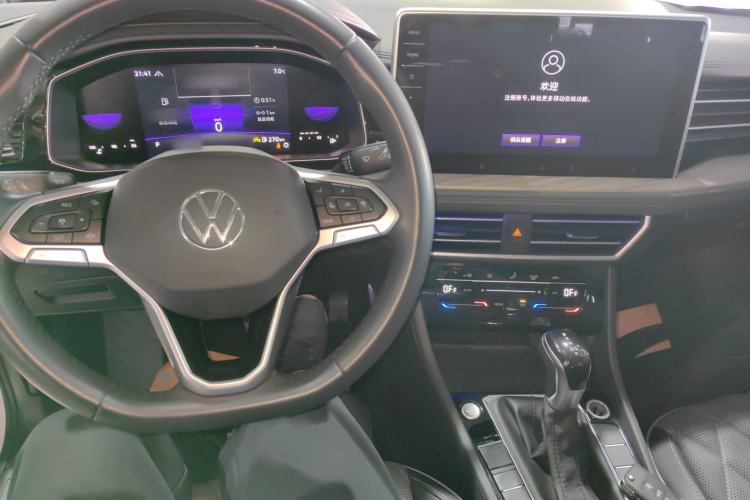 Used Volkswagen Sagitar 2023 200TSI DSG Excellence Edition Center Console