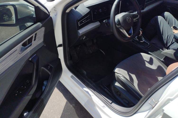Used Volkswagen Sagitar 2023 300TSI DSG Excellence Edition Driver Seat