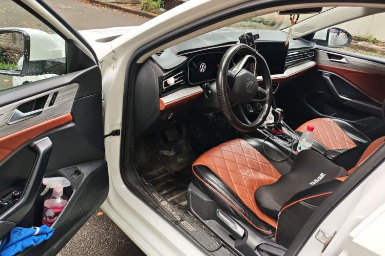 Used Volkswagen Sagitar 2023 300TSI DSG Excellence Edition Driver Seat