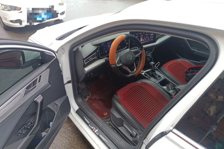 Used Volkswagen Sagitar 2023 300TSI DSG Excellence Edition Driver Seat