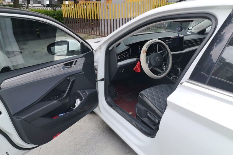 Used Volkswagen Sagitar 2023 300TSI DSG Excellence Edition Driver Seat
