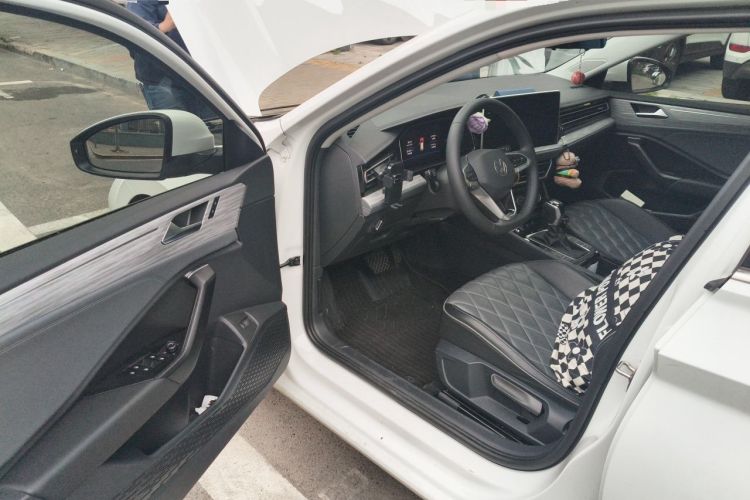Used Volkswagen Sagitar 2023 300TSI DSG Flyover Edition Driver Seat