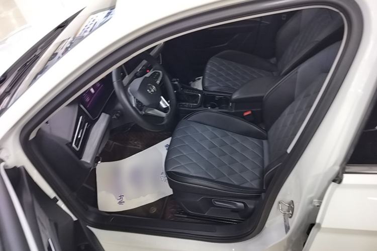 Used Volkswagen Sagitar 2023 300TSI DSG Excellence Edition Driver Seat