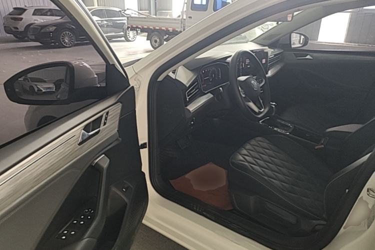 Used Volkswagen Sagitar 2023 300TSI DSG Excellence Edition Driver Seat