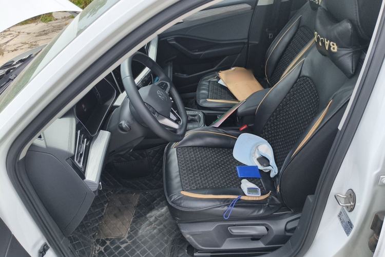 Used Volkswagen Sagitar 2023 280TSI DSG Excellence Edition Driver Seat