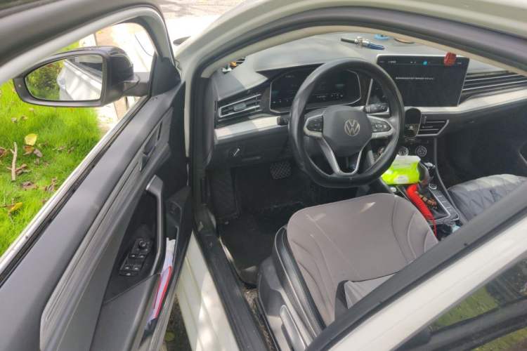 Used Volkswagen Sagitar 2023 300TSI DSG Excellence Edition Driver Seat