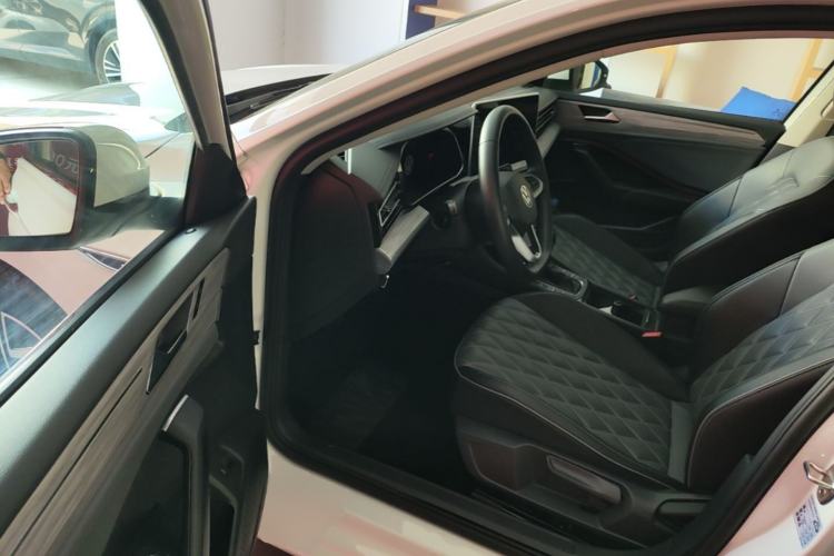 Used Volkswagen Sagitar 2023 300TSI DSG Excellence Edition Driver Seat