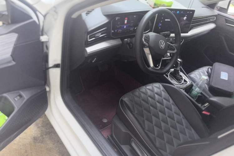 Used Volkswagen Sagitar 2023 280TSI DSG Beyond Lite Edition Driver Seat