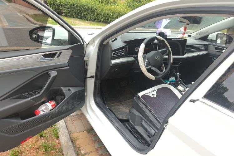 Used Volkswagen Sagitar 2023 300TSI DSG Excellence Edition Driver Seat