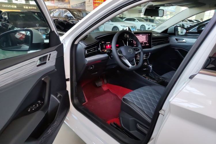 Used Volkswagen Sagitar 2023 300TSI DSG Excellence Edition Driver Seat