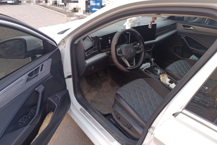 Used Volkswagen Sagitar 2023 300TSI DSG Excellence Edition Driver Seat