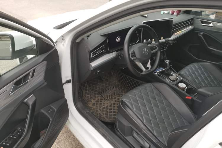 Used Volkswagen Sagitar 2023 280TSI DSG Beyond Lite Edition Driver Seat