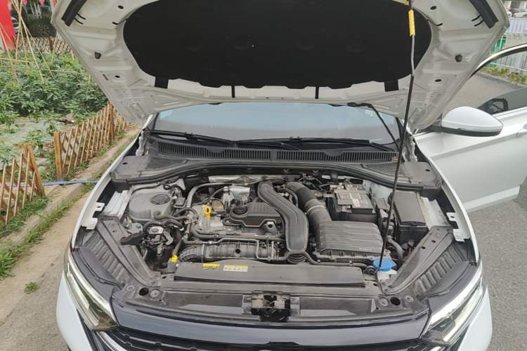 Used Volkswagen Sagitar 2023 300TSI DSG Excellence Edition Engine Bay