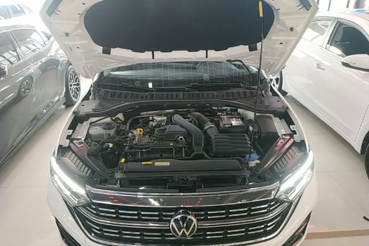 Used Volkswagen Sagitar 2023 300TSI DSG Excellence Edition Engine Bay