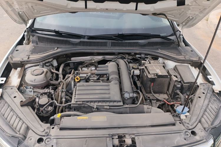 Used Volkswagen Sagitar 2023 280TSI DSG Excellence Edition Engine Bay