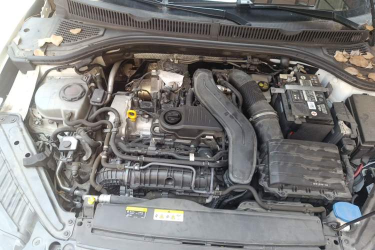 Used Volkswagen Sagitar 2023 300TSI DSG Excellence Edition Engine Bay