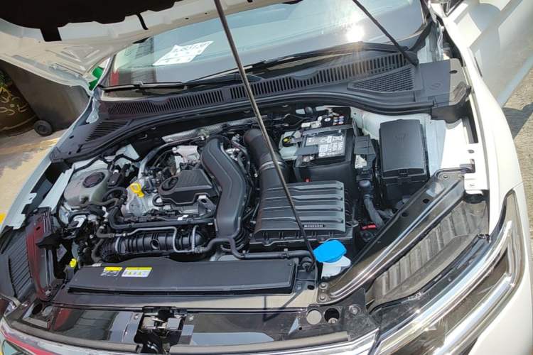 Used Volkswagen Sagitar 2023 300TSI DSG Excellence Edition Engine Bay