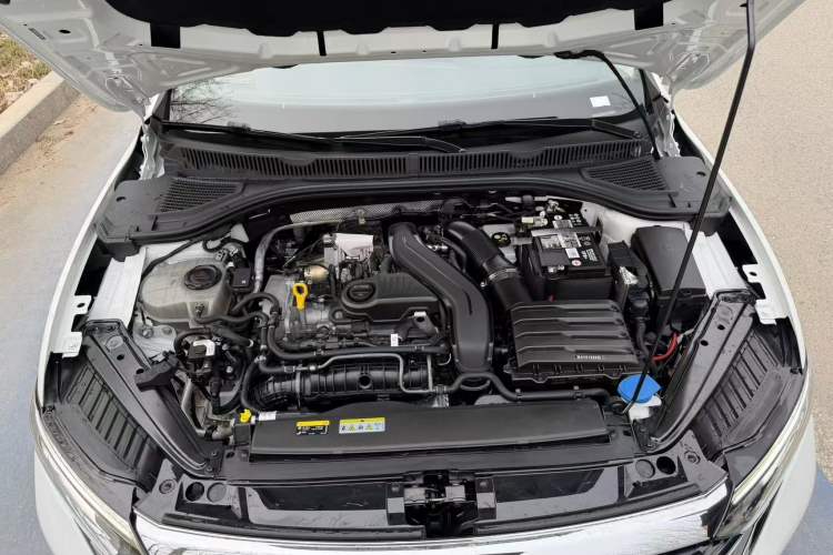 Used Volkswagen Sagitar 2023 300TSI DSG Excellence Edition Engine Bay