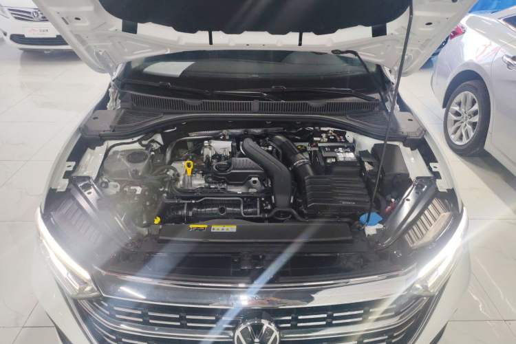 Used Volkswagen Sagitar 2023 300TSI DSG Flyover Edition Engine Bay