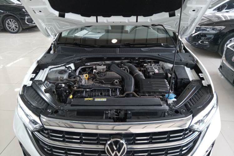 Used Volkswagen Sagitar 2023 300TSI DSG Excellence Edition Engine Bay