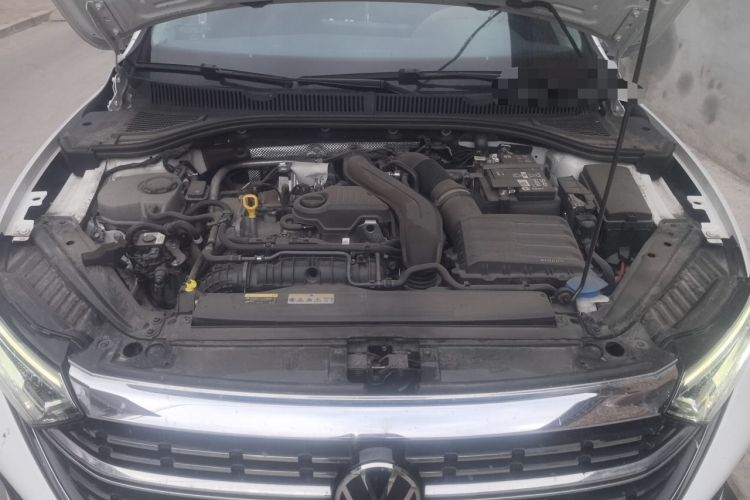 Used Volkswagen Sagitar 2023 300TSI DSG Excellence Edition Engine Bay