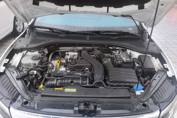 Used Volkswagen Sagitar 2023 300TSI DSG Excellence Edition Engine Bay