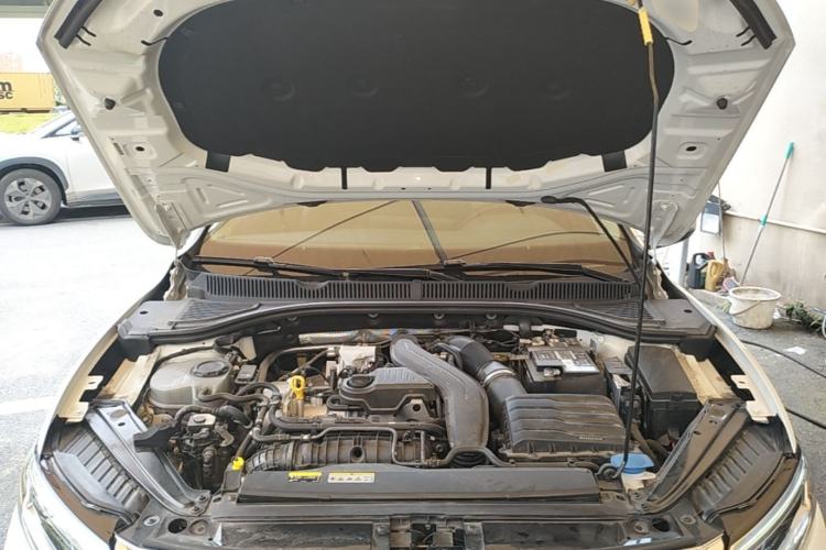 Used Volkswagen Sagitar 2023 300TSI DSG Excellence Edition Engine Bay