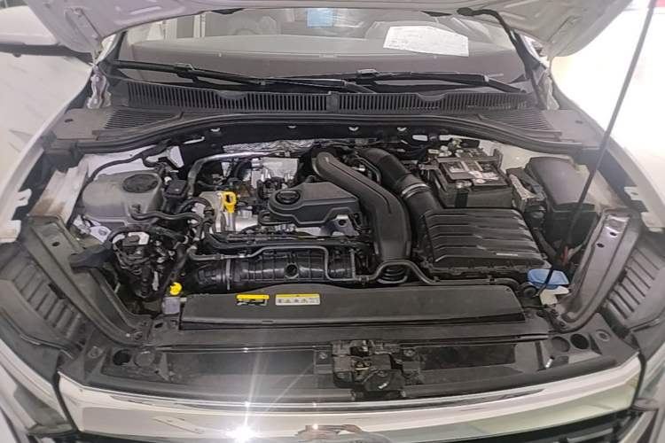 Used Volkswagen Sagitar 2023 300TSI DSG Excellence Edition Engine Bay