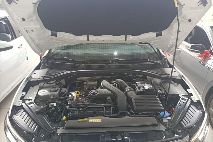 Used Volkswagen Sagitar 2023 300TSI DSG Excellence Edition Engine Bay