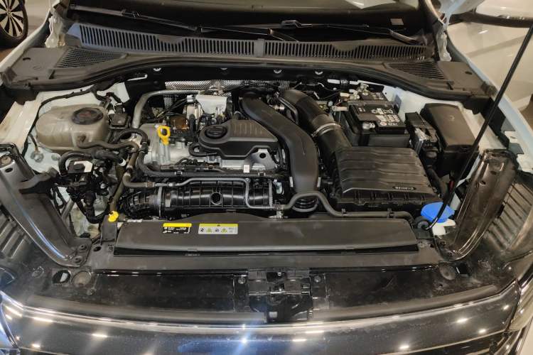 Used Volkswagen Sagitar 2023 300TSI DSG Excellence Edition Engine Bay