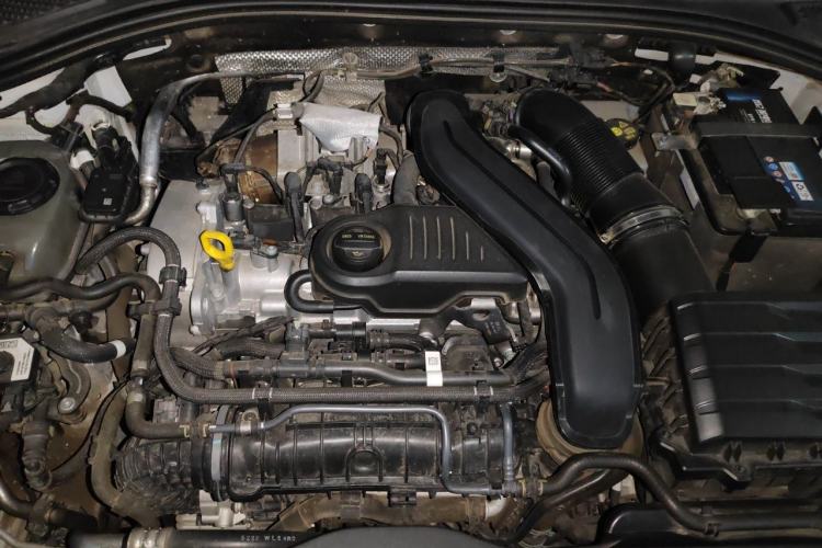 Used Volkswagen Sagitar 2023 300TSI DSG Excellence Edition Engine Bay