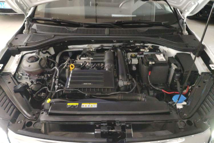 Used Volkswagen Sagitar 2023 280TSI DSG Excellence Edition Engine Bay