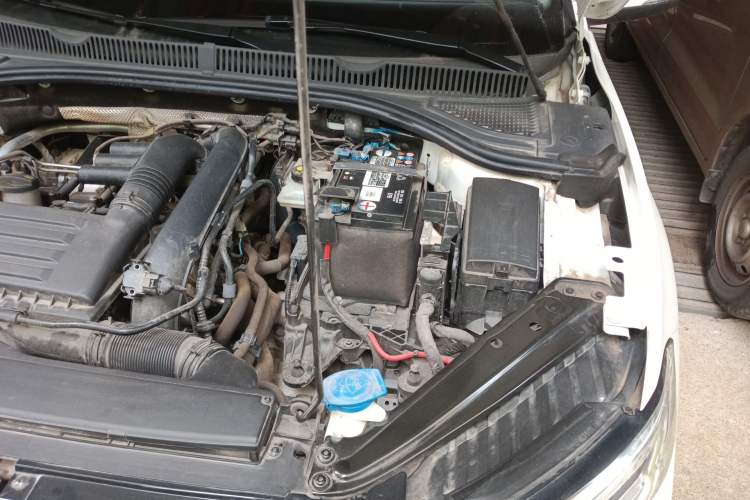 Used Volkswagen Sagitar 2023 280TSI DSG Excellence Edition Engine Bay Left