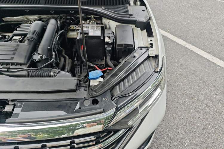 Used Volkswagen Sagitar 2023 280TSI DSG Excellence Plus Edition Engine Bay Left