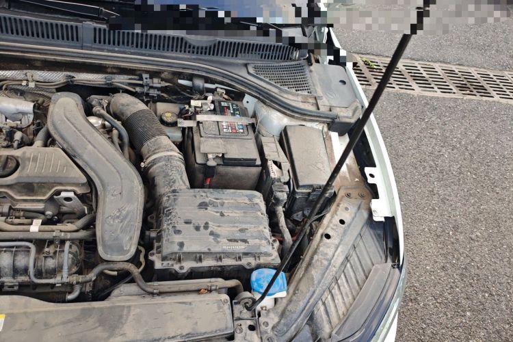 Used Volkswagen Sagitar 2023 300TSI DSG Excellence Edition Engine Bay Left