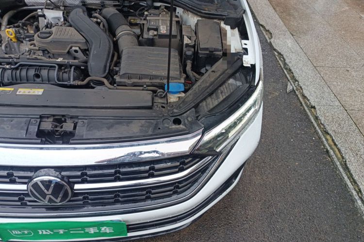 Used Volkswagen Sagitar 2023 300TSI DSG Excellence Edition Engine Bay Left