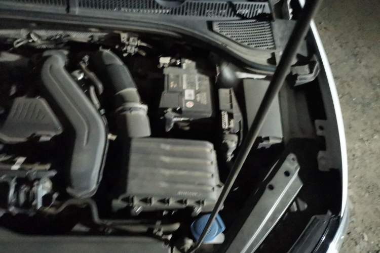 Used Volkswagen Sagitar 2023 300TSI DSG Excellence Edition Engine Bay Left