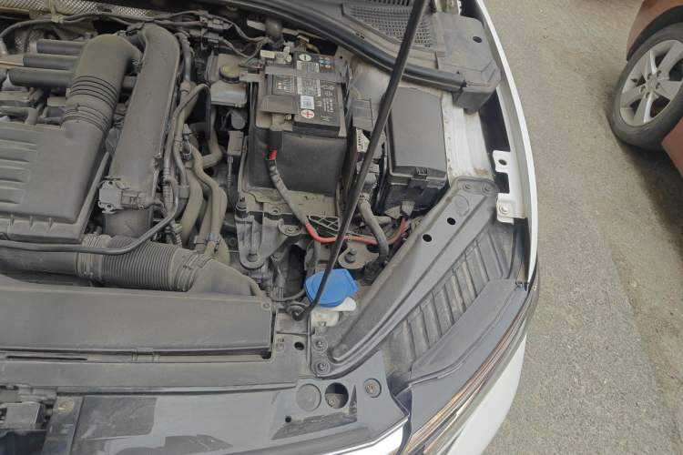 Used Volkswagen Sagitar 2023 280TSI DSG Excellence Plus Edition Engine Bay Left