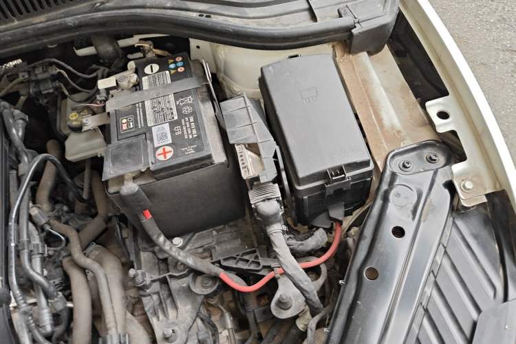 Used Volkswagen Sagitar 2023 280TSI DSG Excellence Plus Edition Engine Bay Left
