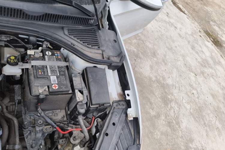Used Volkswagen Sagitar 2023 280TSI DSG Excellence Edition Engine Bay Left