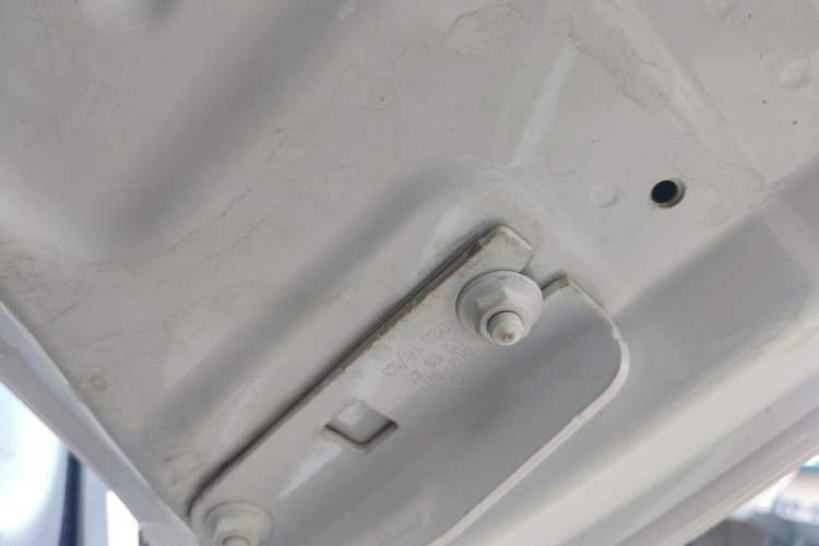 Used Volkswagen Sagitar 2023 300TSI DSG Excellence Edition Engine Bay Left