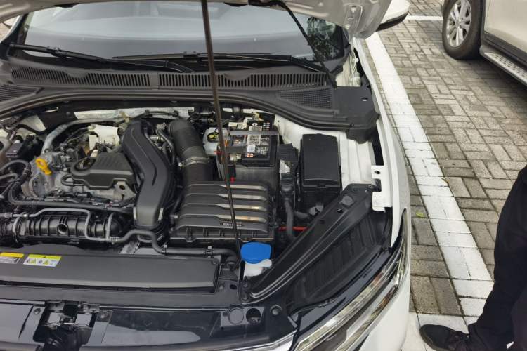 Used Volkswagen Sagitar 2023 Facelift 300TSI DSG Excellence Edition Engine Bay Left