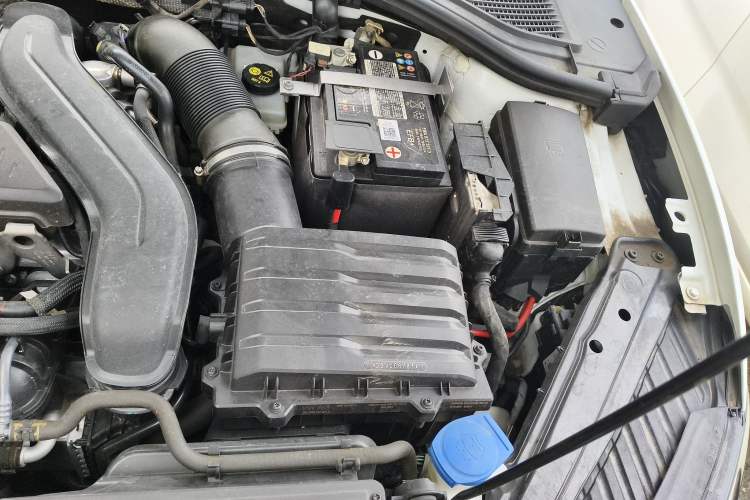 Used Volkswagen Sagitar 2023 300TSI DSG Flyover Edition Engine Bay Left