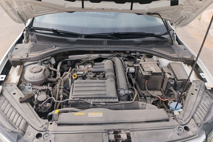 Used Volkswagen Sagitar 2023 280TSI DSG Excellence Edition Engine Bay